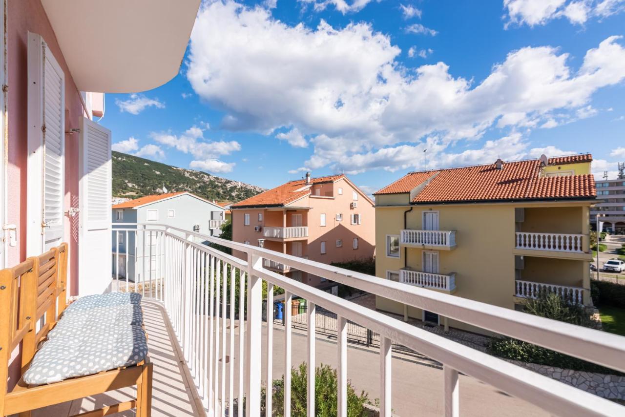 Beautiful Apartment Lovorka 6 , Baska, Krk Baška Exterior foto